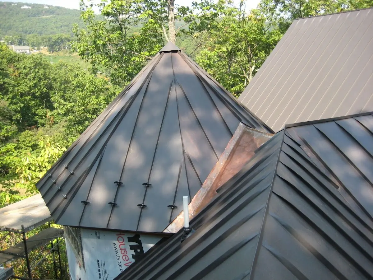Professional Roof Tarp Installation by Craftsman Roofing in Warners